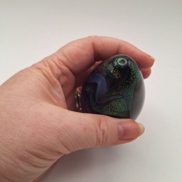 VINTAGE 1996 GLASS EYE STUDIO GLASS EGG PAPERWEIGHT METALLIC SWIRL COLORS GES96 - Picture 5 of 11